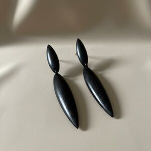 Monies Vintage Clip-On Earrings EUC